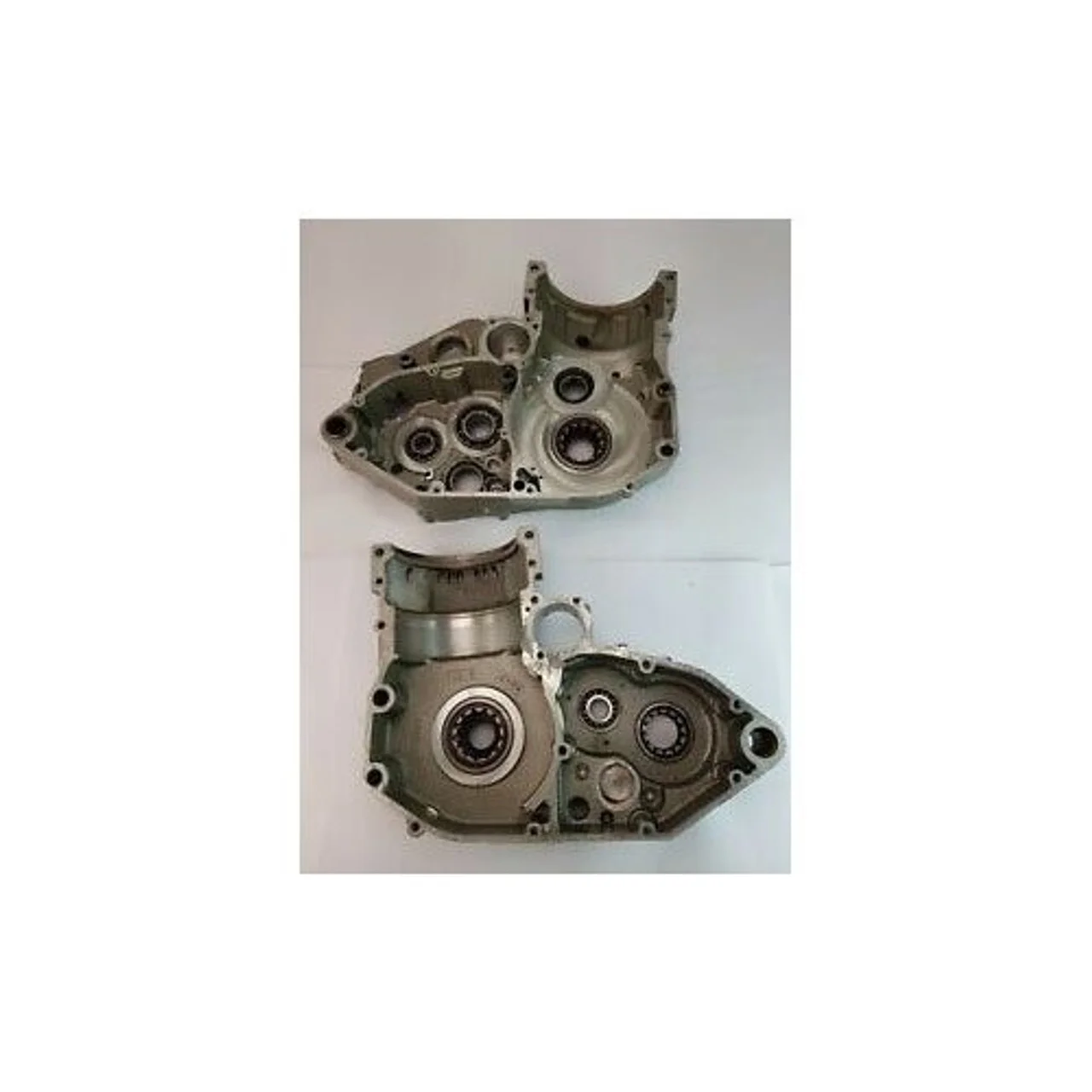 FE400 CRANKCASE COVER
