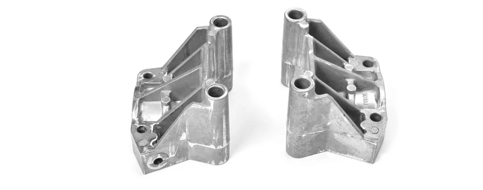 [101984801] STEERING COLUMN MTG BRKT KIT