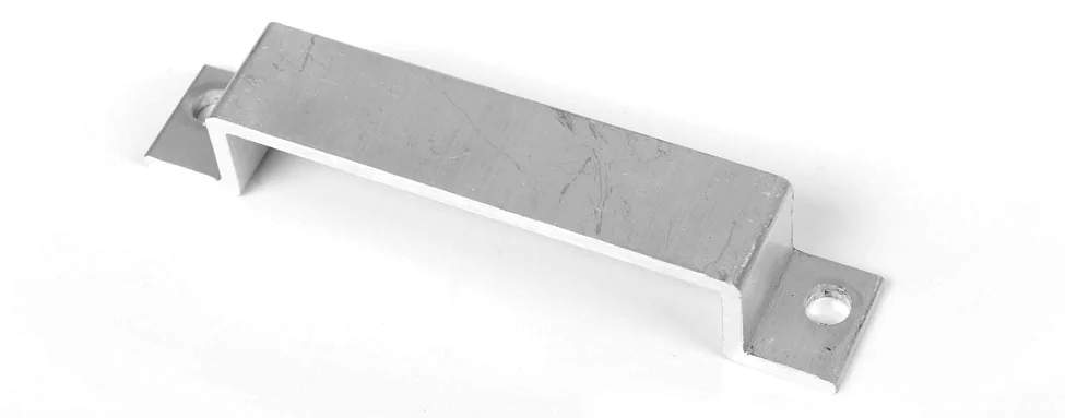 BRACKET, STAKE SIDE REAR