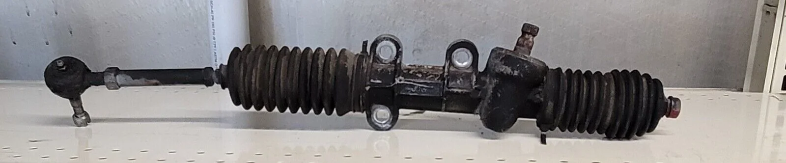 [1013047] STEERING GEAR BOX
