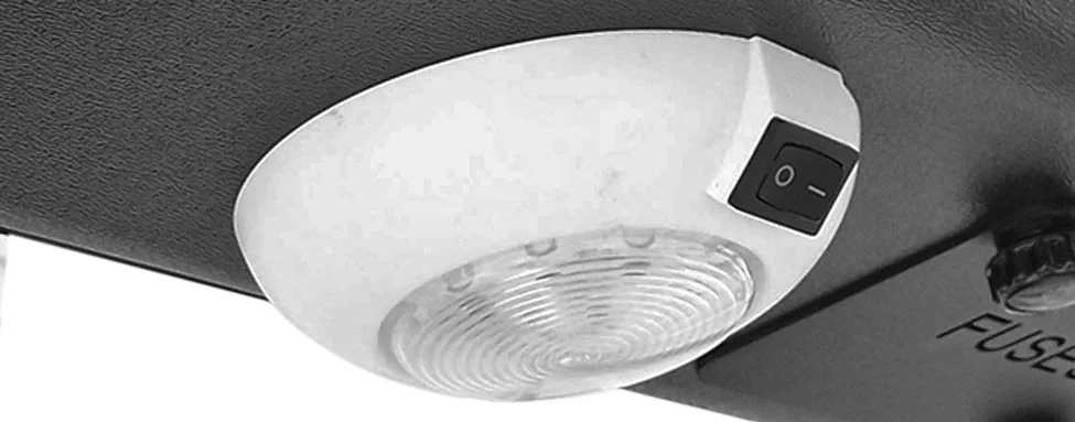 [105179101] CAB, DOME LIGHT